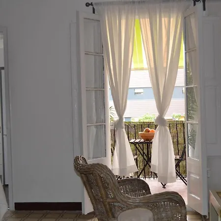 Apartment Santa Rosa, Balcon De Barcelona Esplugues de Llobregat